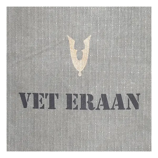 BBQ schort vet eraan met draaginsigne