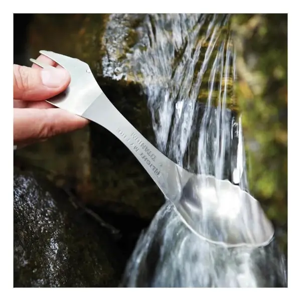 Spork titanium sfeer mes, vork en lepel in een