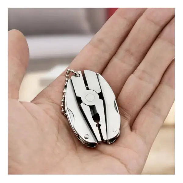 Multitool scarab clam grootte